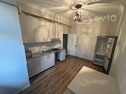 Kirayə verilir 2 otaqlı yeni tikili 90 m²