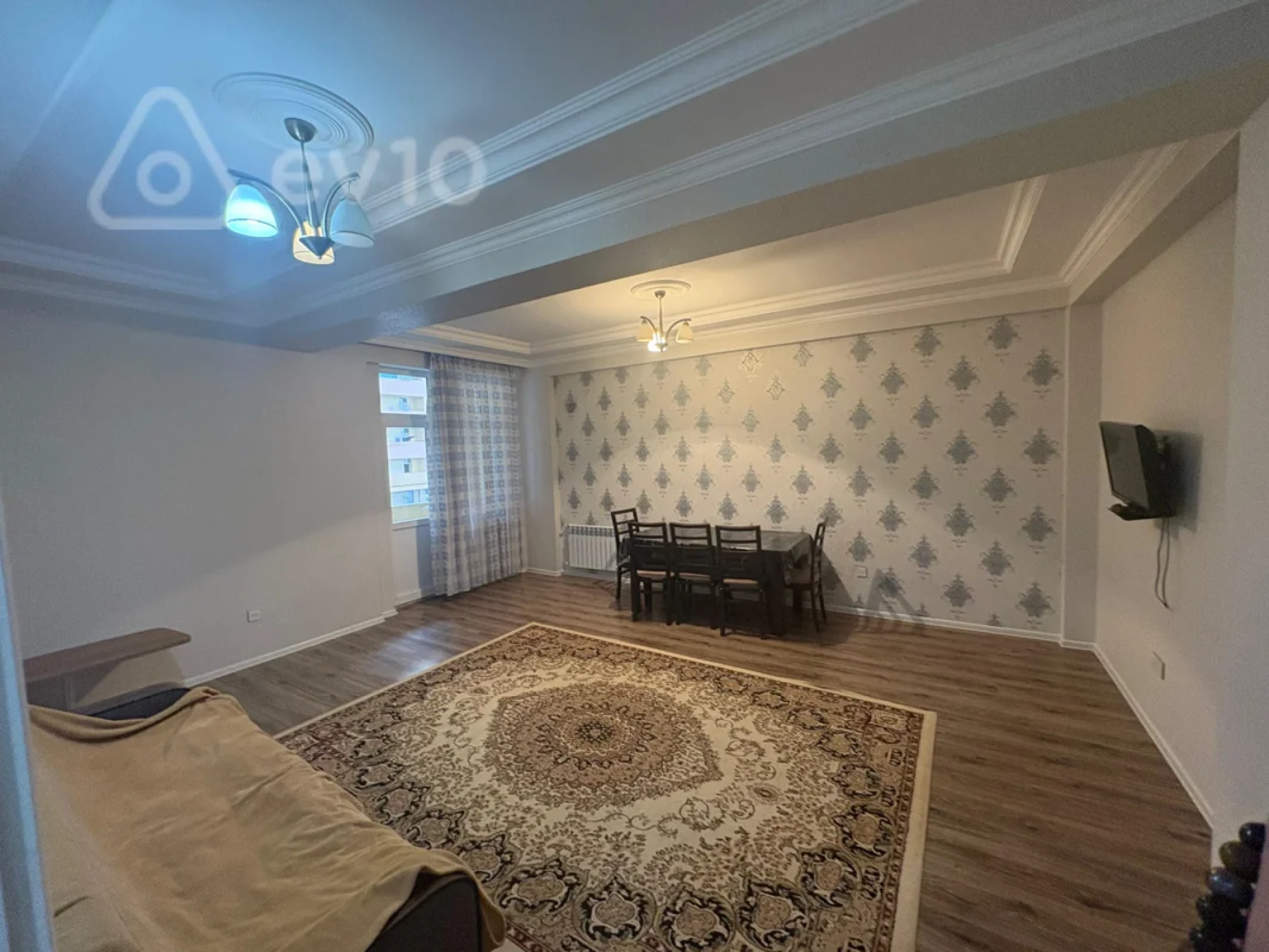 Kirayə verilir 2 otaqlı yeni tikili 90 m²