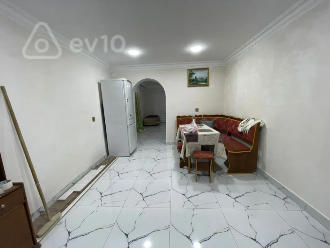 Kirayə verilir 2 otaqlı həyət evi 50 m²