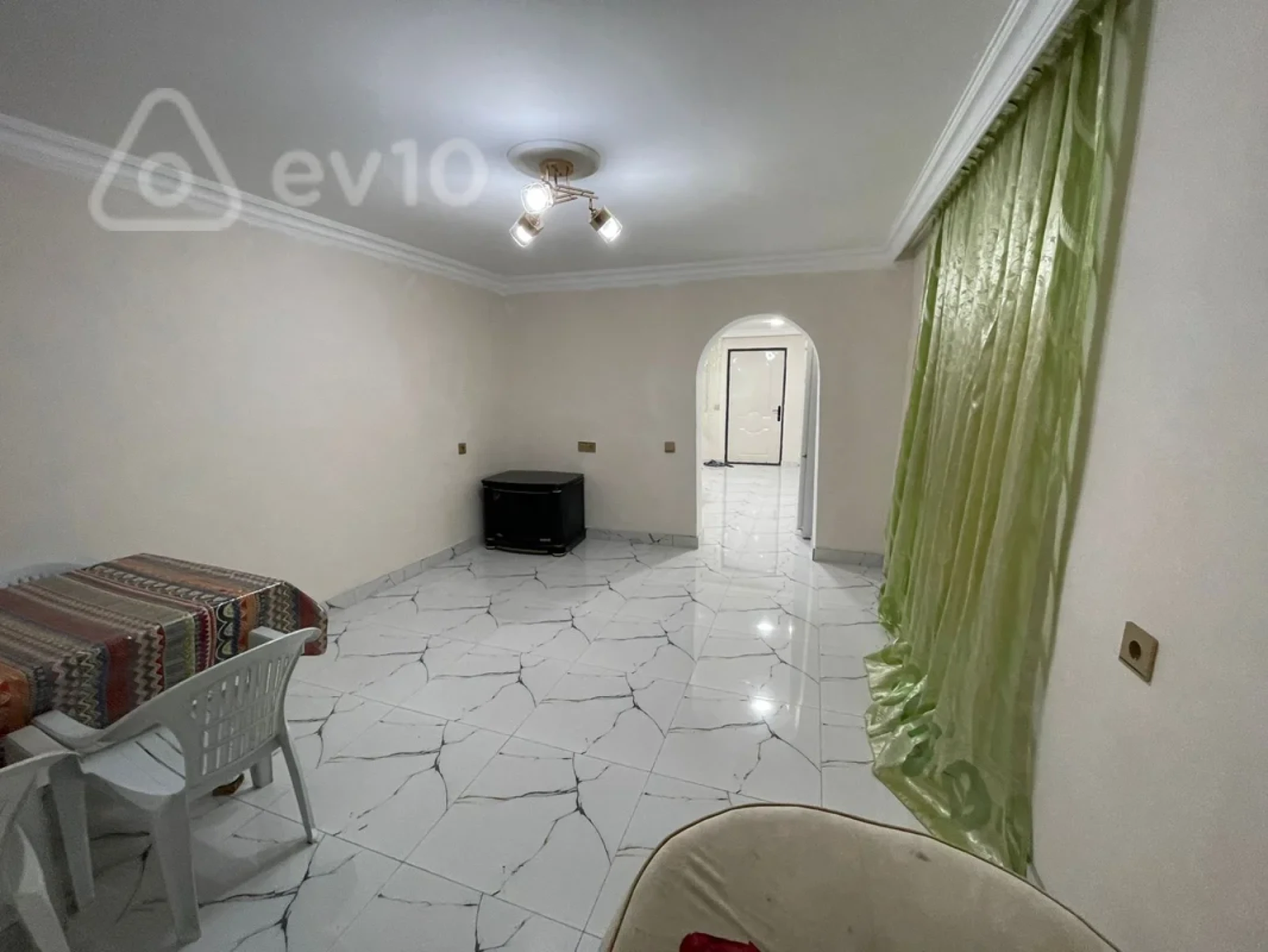 Kirayə verilir 2 otaqlı həyət evi 50 m²