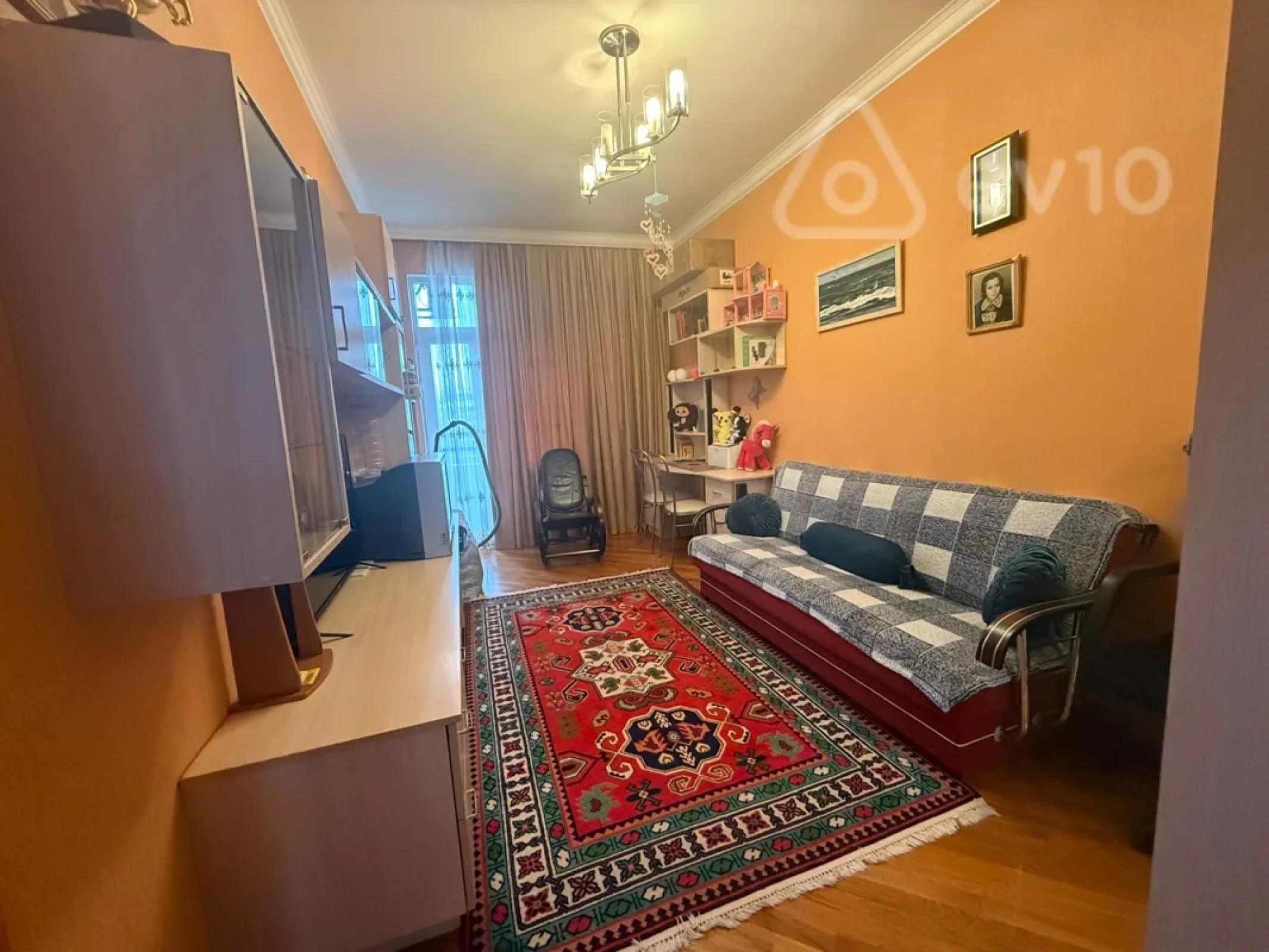 Kirayə verilir 4 otaqlı yeni tikili 200 m²