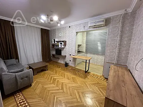 Satılır 3 otaqlı köhnə tikili 62 m² — Bakı, Xətai 3 otaq 62.00 m²