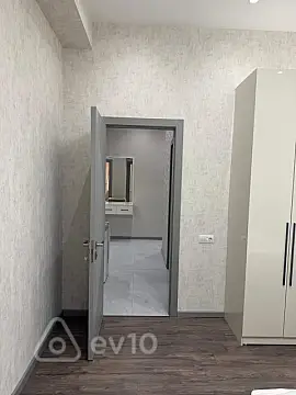 Kirayə verilir 2 otaqlı yeni tikili 91 m²