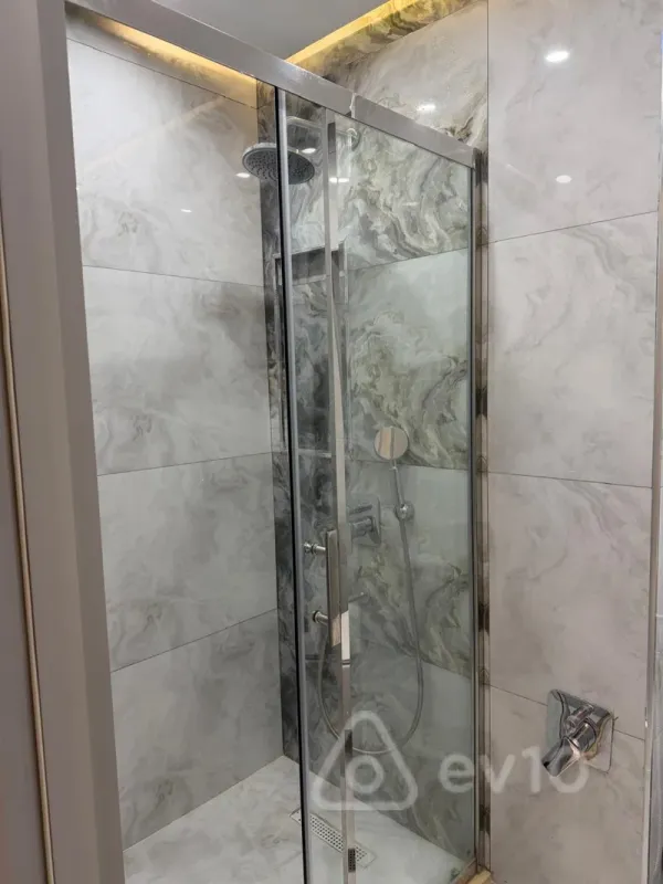 Kirayə verilir 2 otaqlı yeni tikili 91 m²