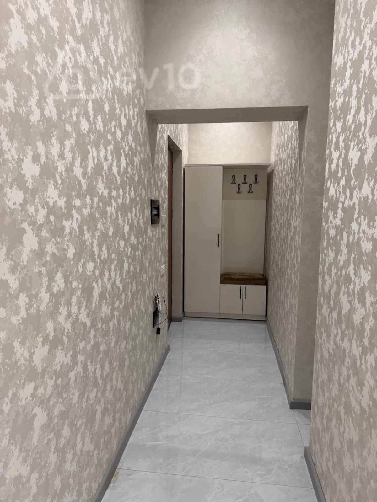 Kirayə verilir 2 otaqlı yeni tikili 91 m²