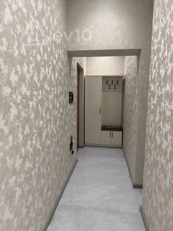 Kirayə verilir 2 otaqlı yeni tikili 91 m²