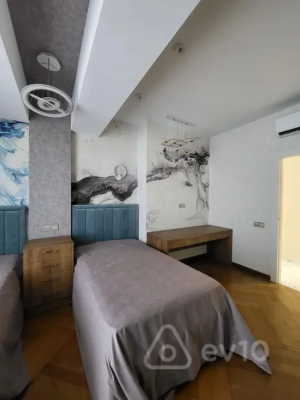 Kirayə verilir 3 otaqlı yeni tikili 70 m²