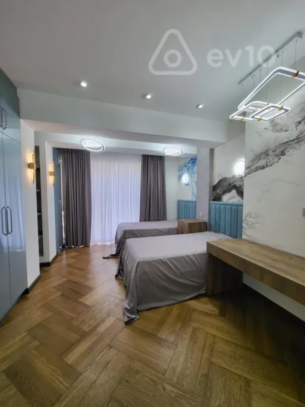 Kirayə verilir 3 otaqlı yeni tikili 70 m²