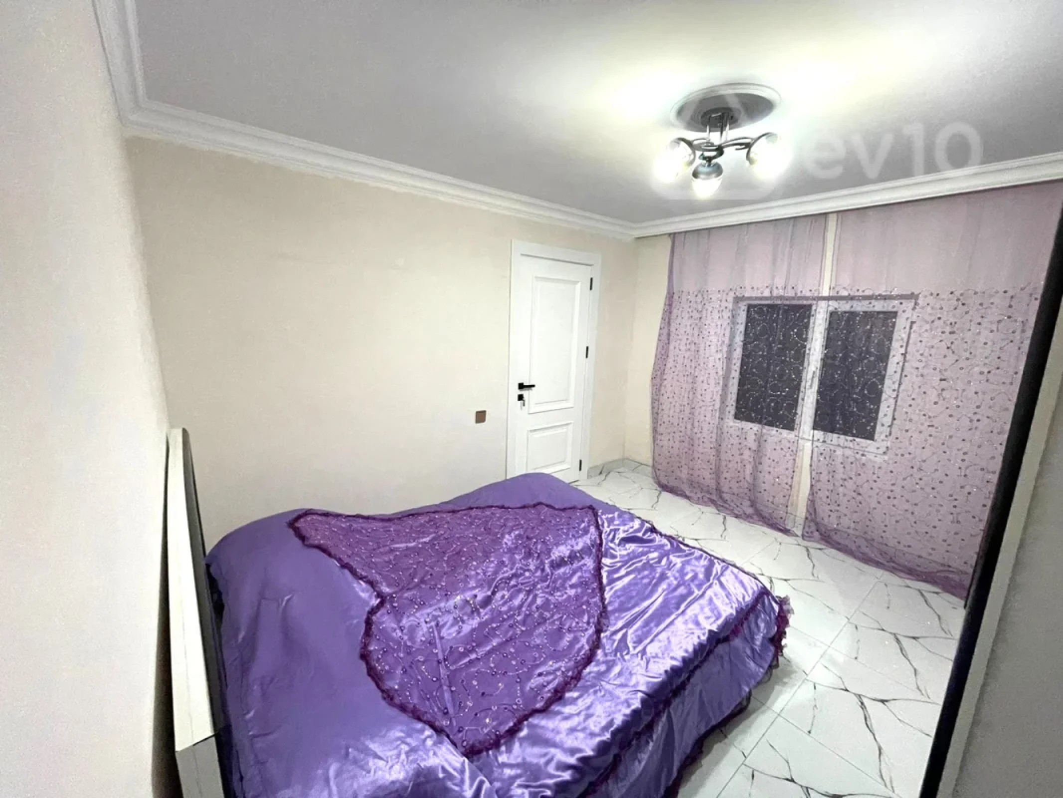 Kirayə verilir 2 otaqlı həyət evi 50 m²