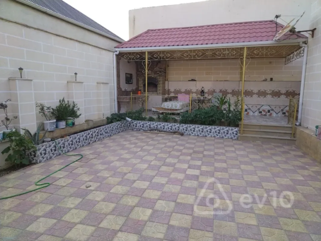 Satılır 3 otaqlı həyət evi 120 m²