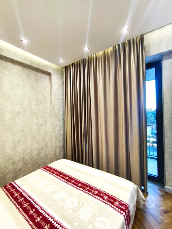 Kirayə verilir 3 otaqlı yeni tikili 70 m²