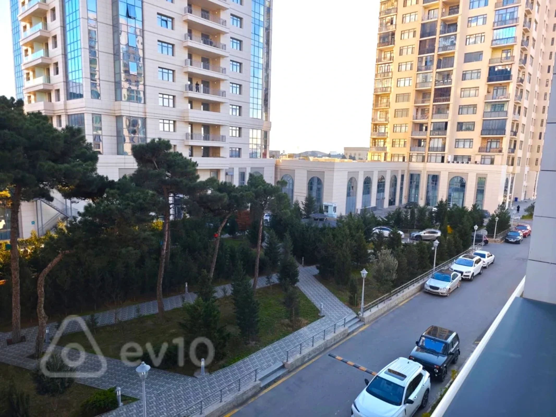Kirayə verilir 3 otaqlı yeni tikili 70 m²