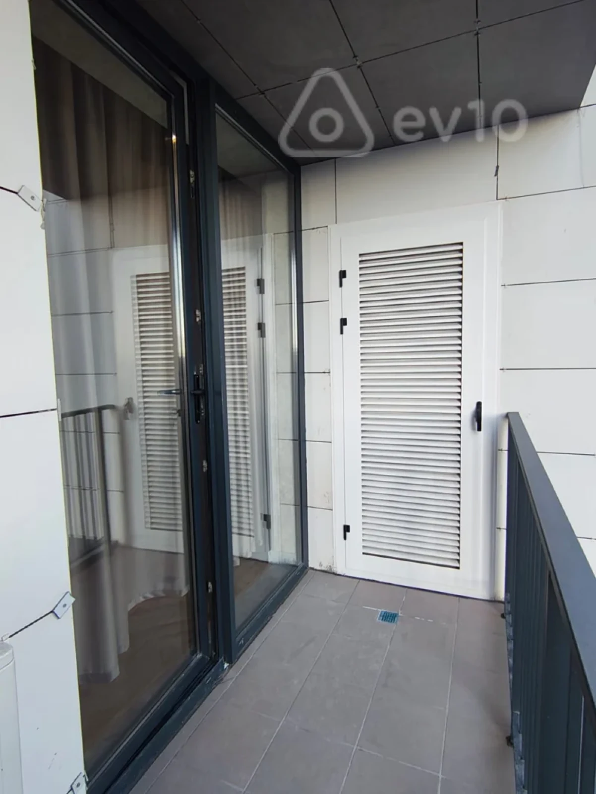 Kirayə verilir 3 otaqlı yeni tikili 70 m²