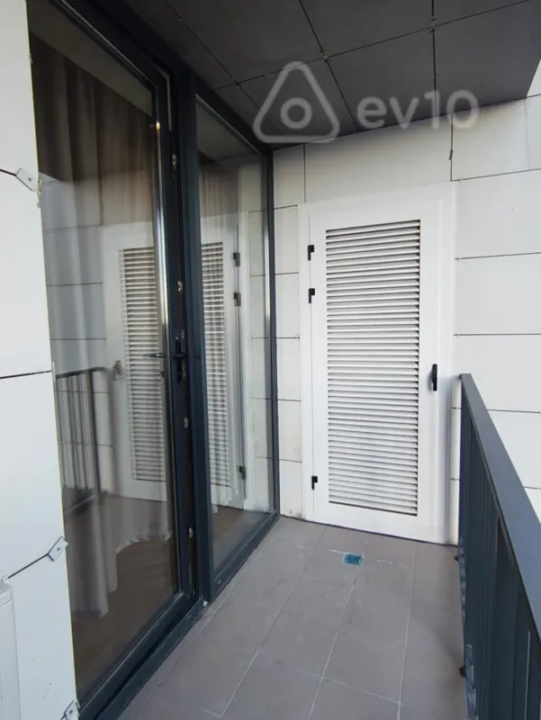 Kirayə verilir 3 otaqlı yeni tikili 70 m²