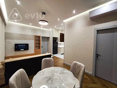 Kirayə verilir 3 otaqlı yeni tikili 70 m²