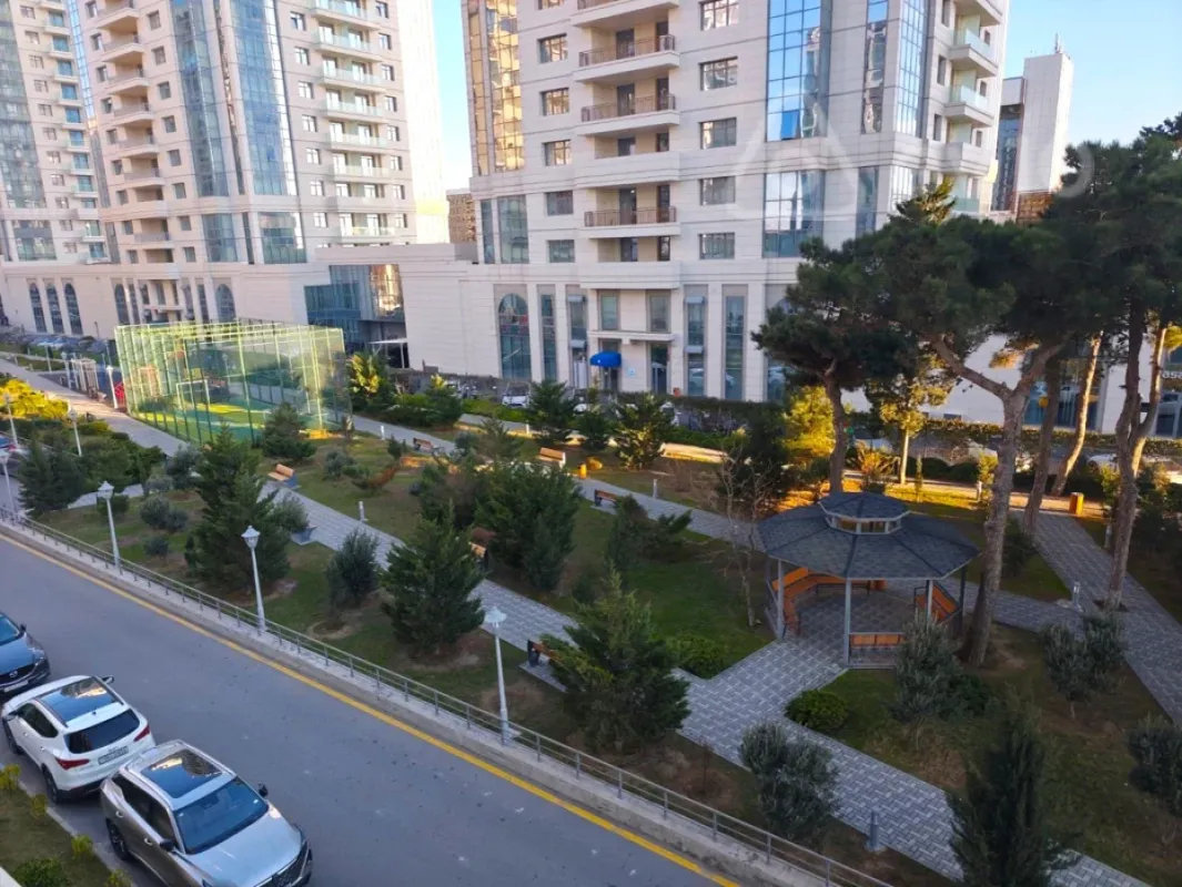 Kirayə verilir 3 otaqlı yeni tikili 70 m²