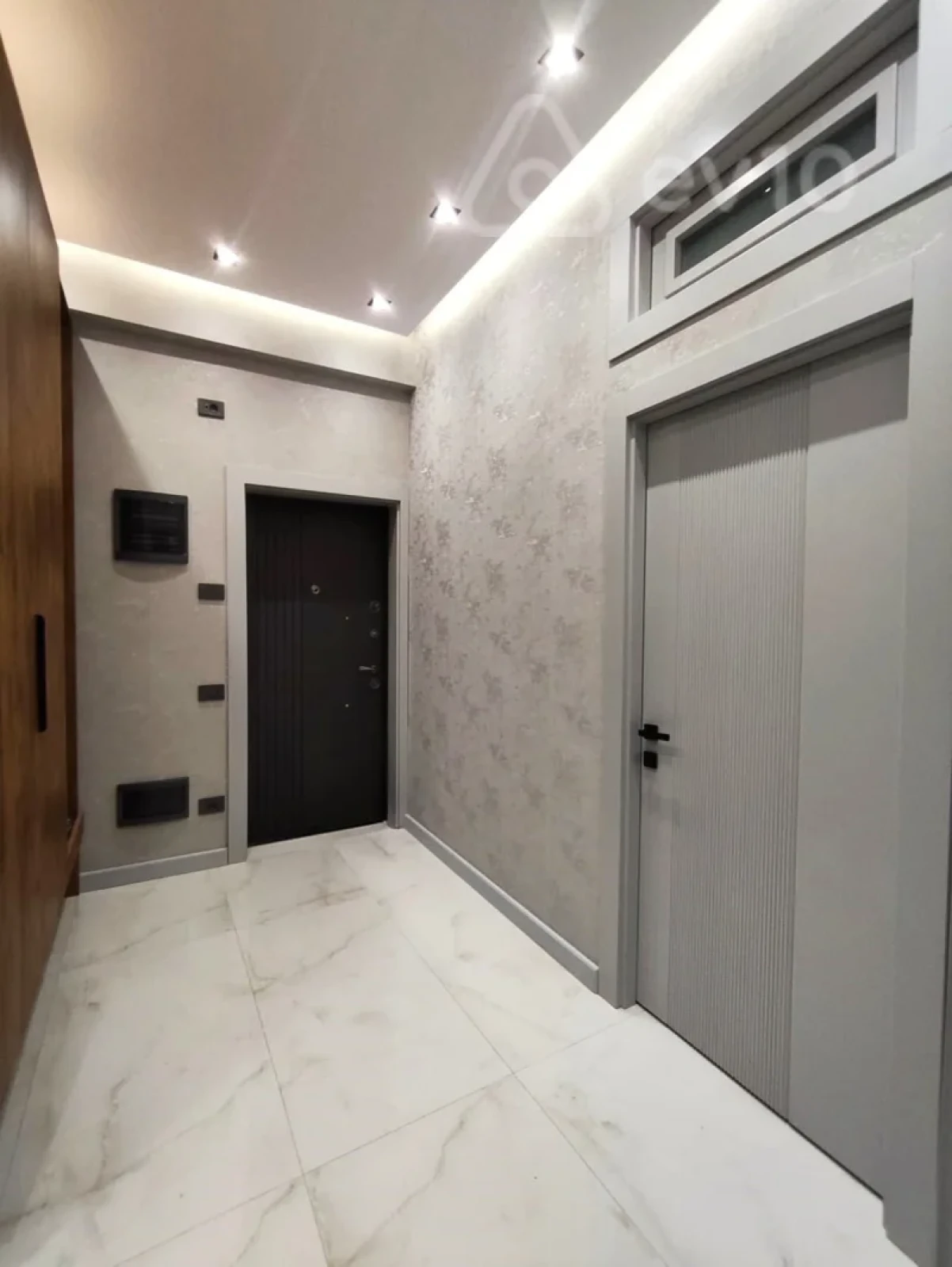 Kirayə verilir 3 otaqlı yeni tikili 70 m²