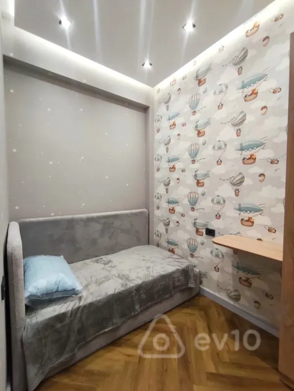 Kirayə verilir 3 otaqlı yeni tikili 70 m²