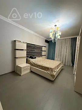 Kirayə verilir 2 otaqlı yeni tikili 95 m²