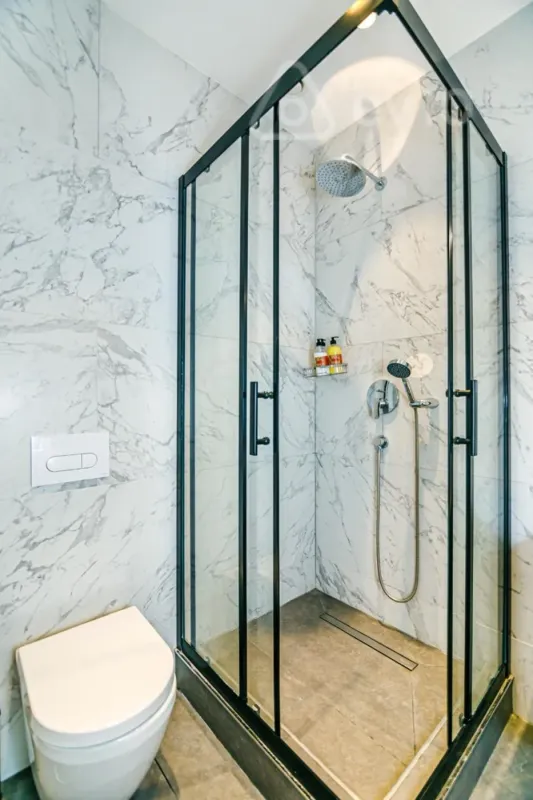 Kirayə verilir 3 otaqlı yeni tikili 100 m²