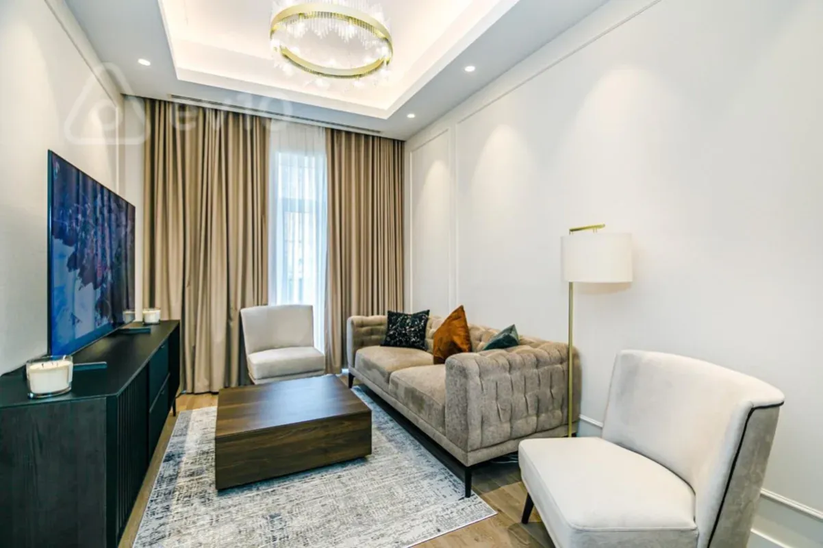 Kirayə verilir 3 otaqlı yeni tikili 100 m²