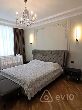 Kirayə verilir 3 otaqlı yeni tikili 140 m²