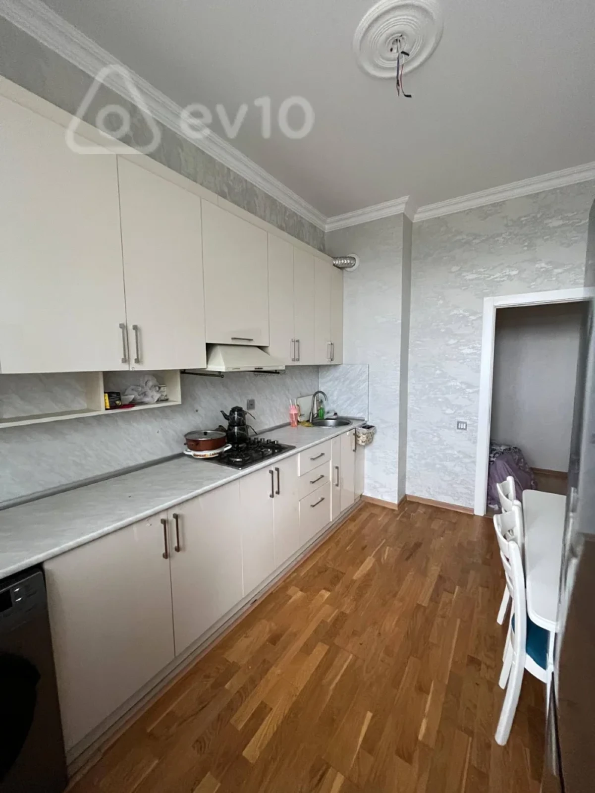 Satılır 2 otaqlı yeni tikili 66 m²