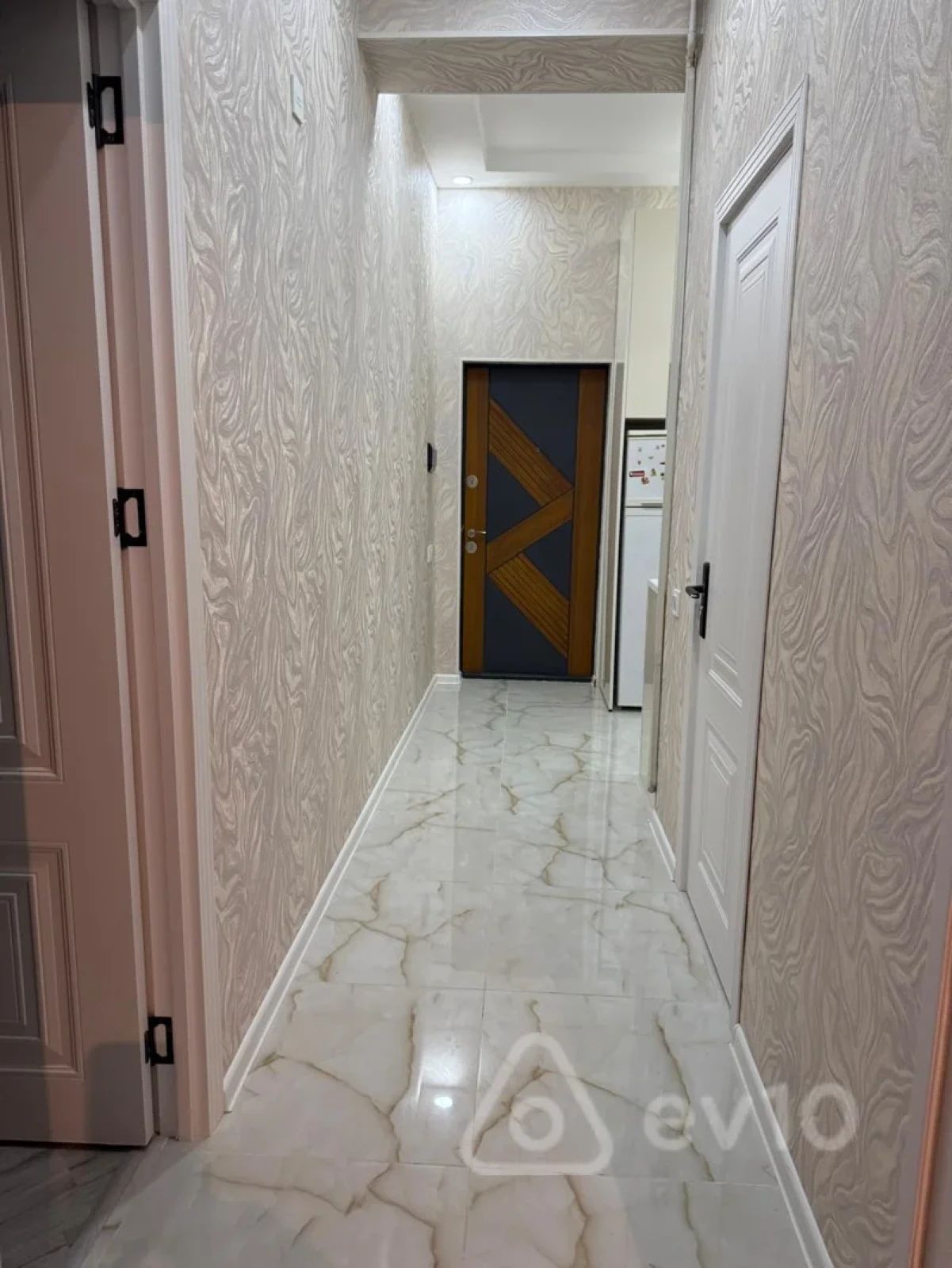 Kirayə verilir 2 otaqlı yeni tikili 60 m²