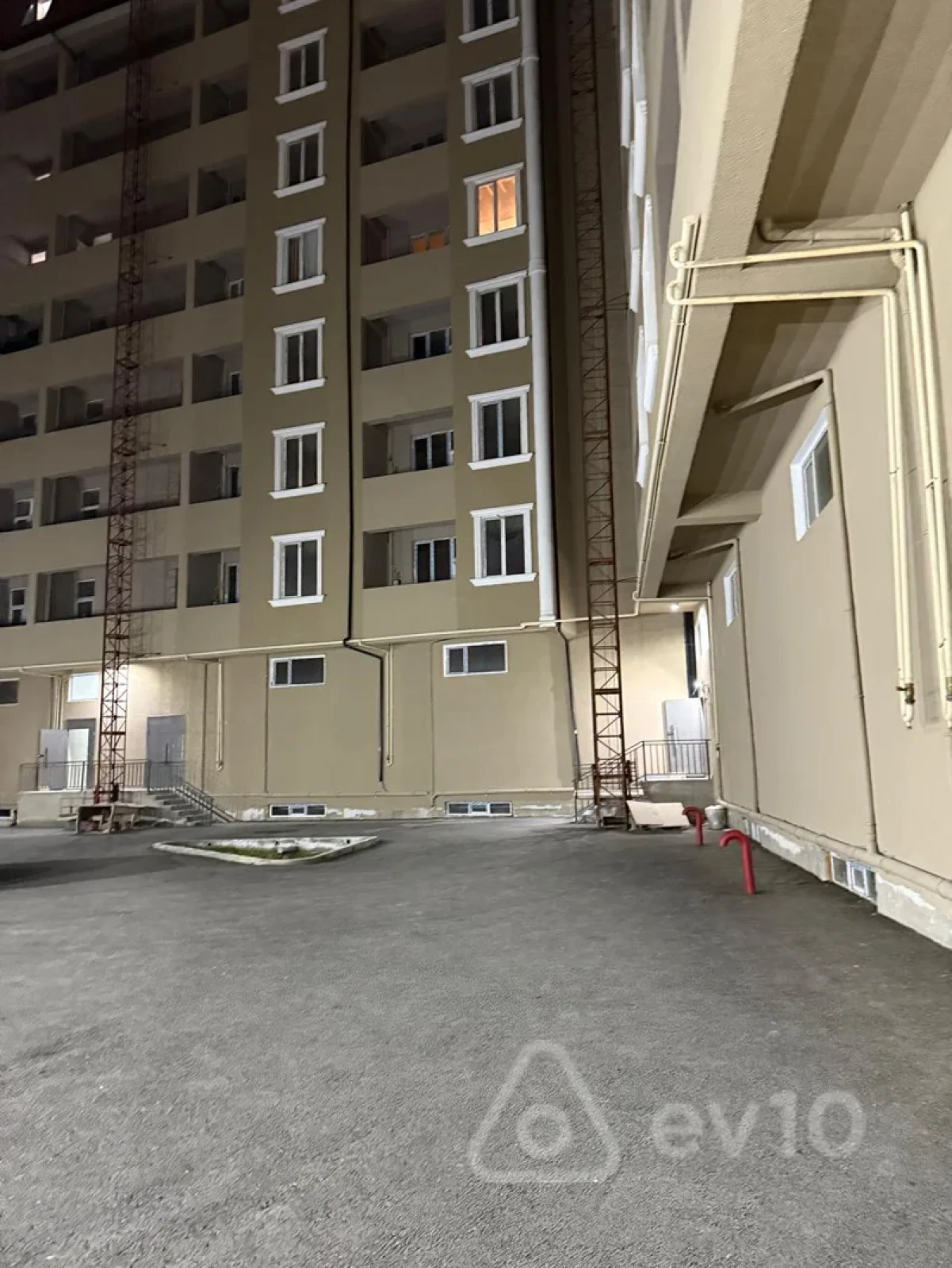 Kirayə verilir 2 otaqlı yeni tikili 60 m²