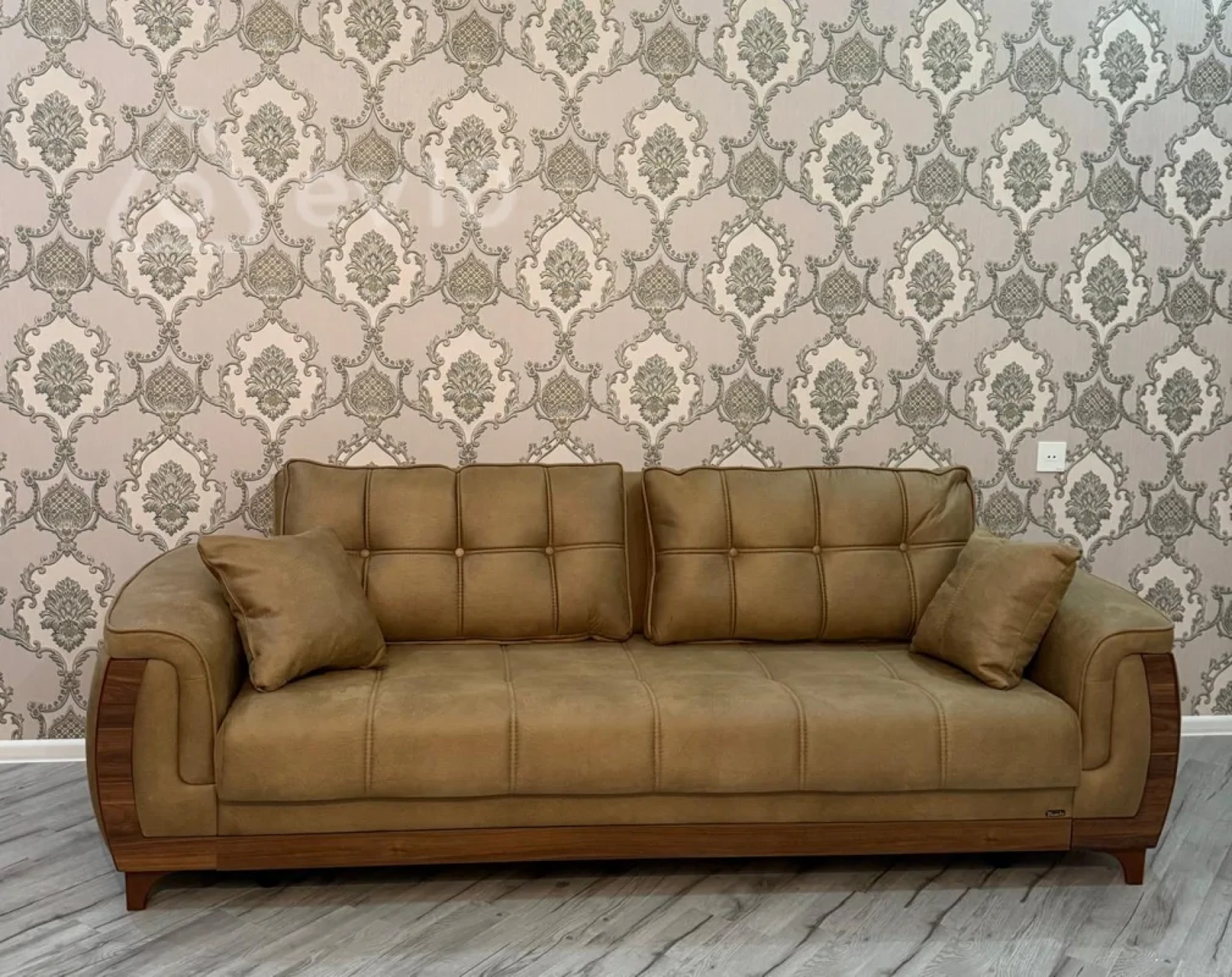 Kirayə verilir 2 otaqlı yeni tikili 60 m²