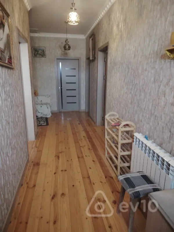 Kirayə verilir 3 otaqlı həyət evi 110 m²