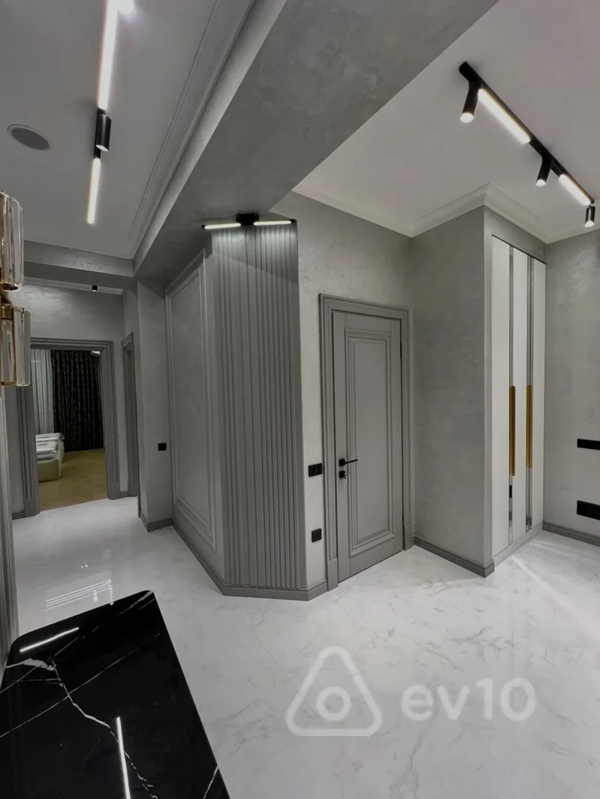 Kirayə verilir 3 otaqlı yeni tikili 117 m²