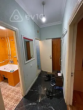 Kirayə verilir 3 otaqlı köhnə tikili 55 m²