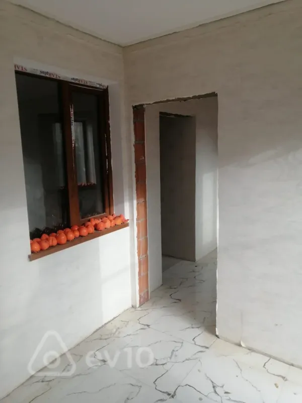 Satılır 4 otaqlı həyət evi 100 m²
