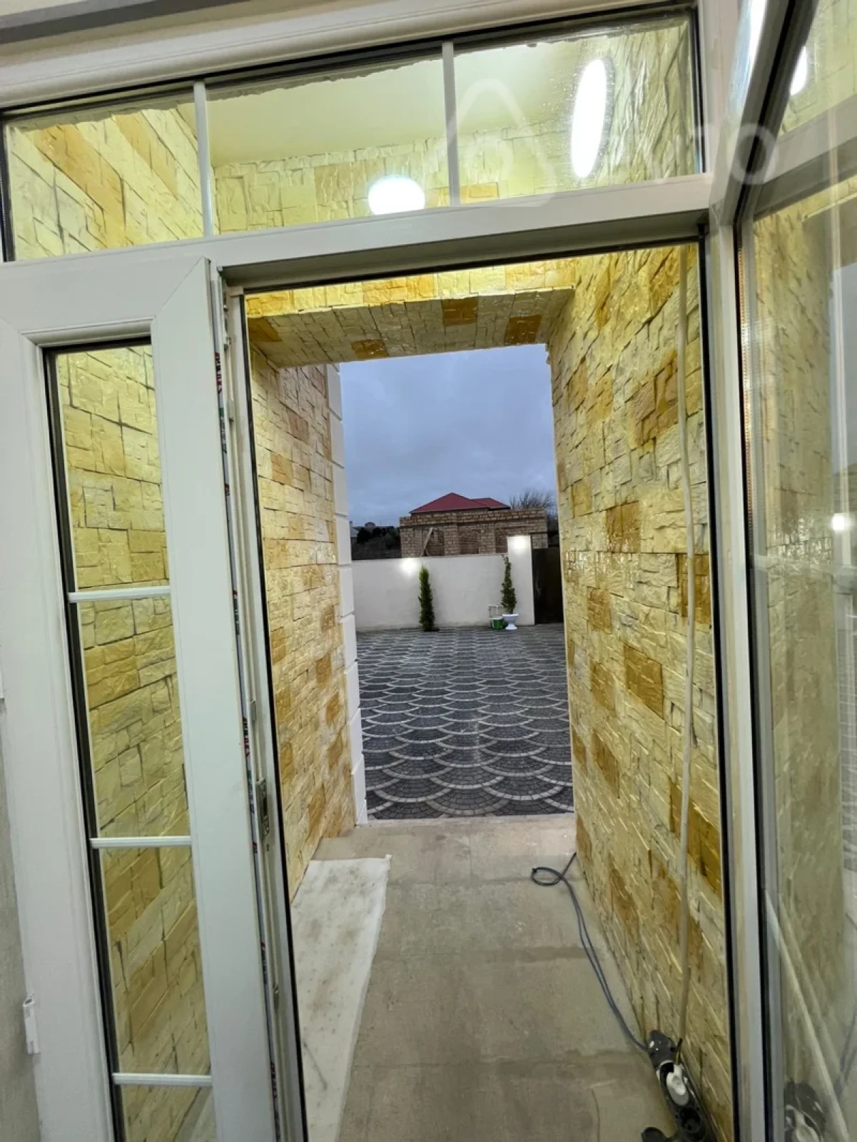 Satılır 4 otaqlı həyət evi 120 m²