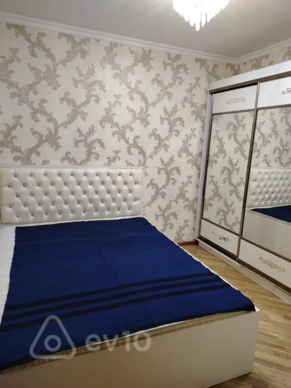 Kirayə verilir 2 otaqlı yeni tikili 60 m²