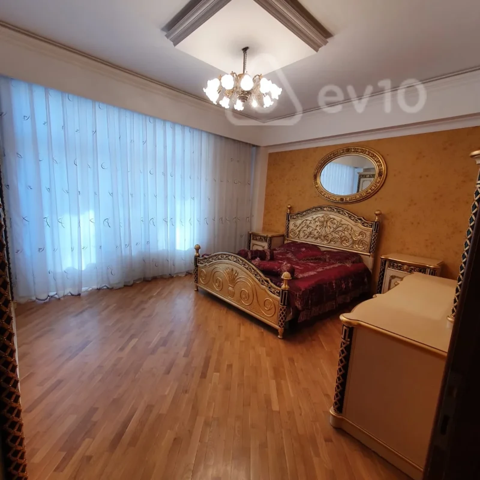 Kirayə verilir 2 otaqlı yeni tikili 98 m²