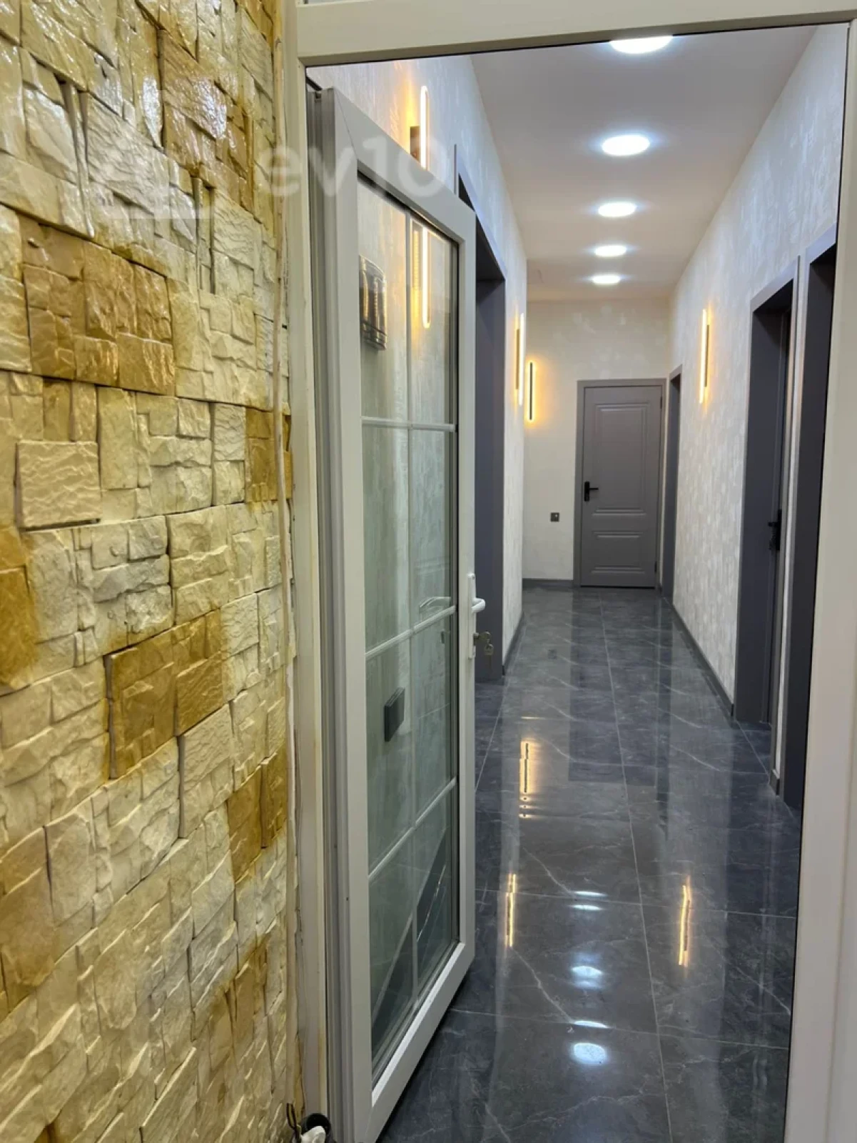 Satılır 4 otaqlı həyət evi 120 m²
