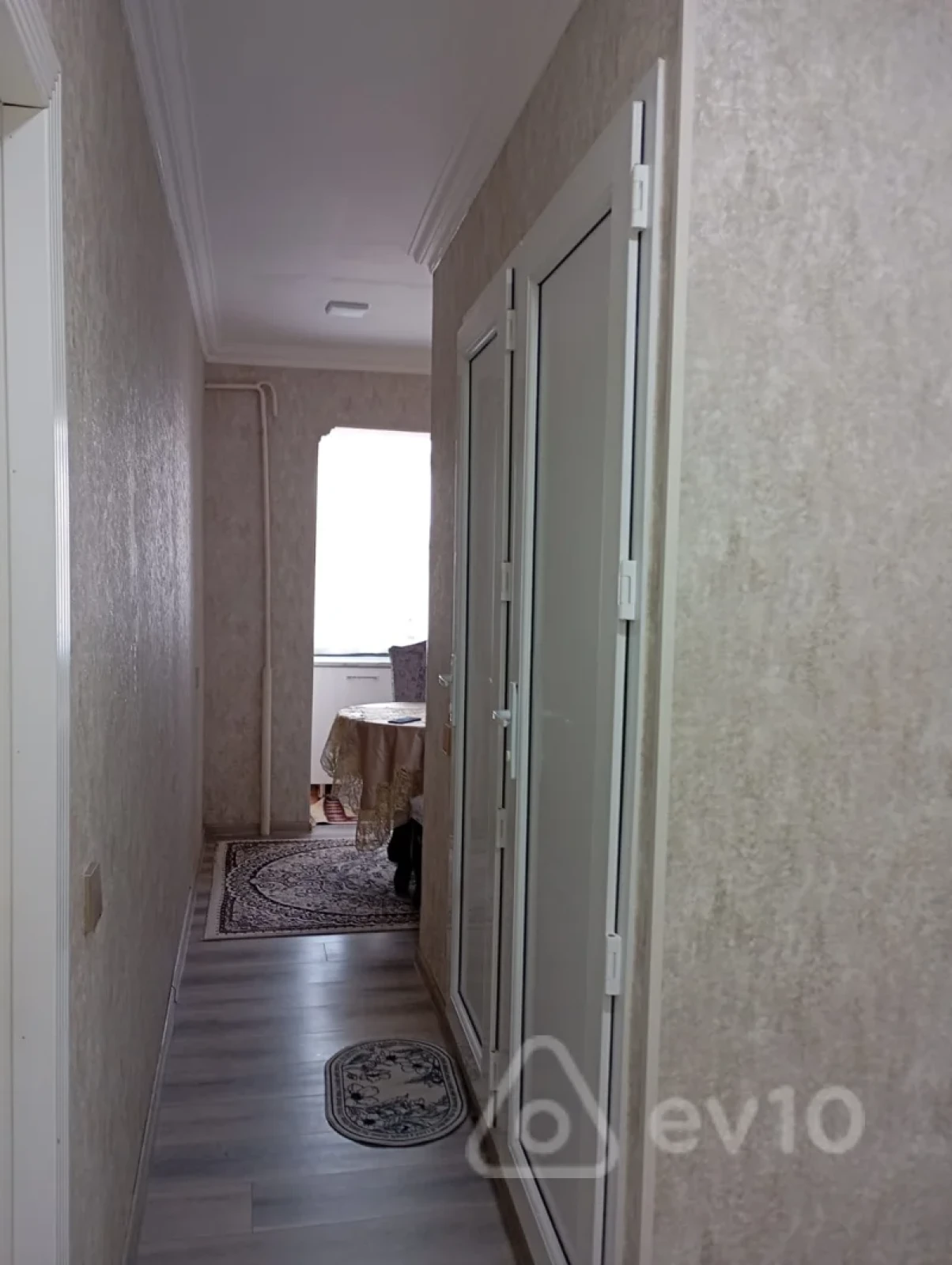 Satılır 3 otaqlı köhnə tikili 53 m²