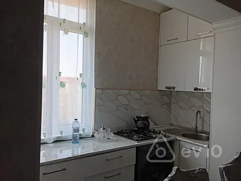 Satılır 3 otaqlı köhnə tikili 53 m²