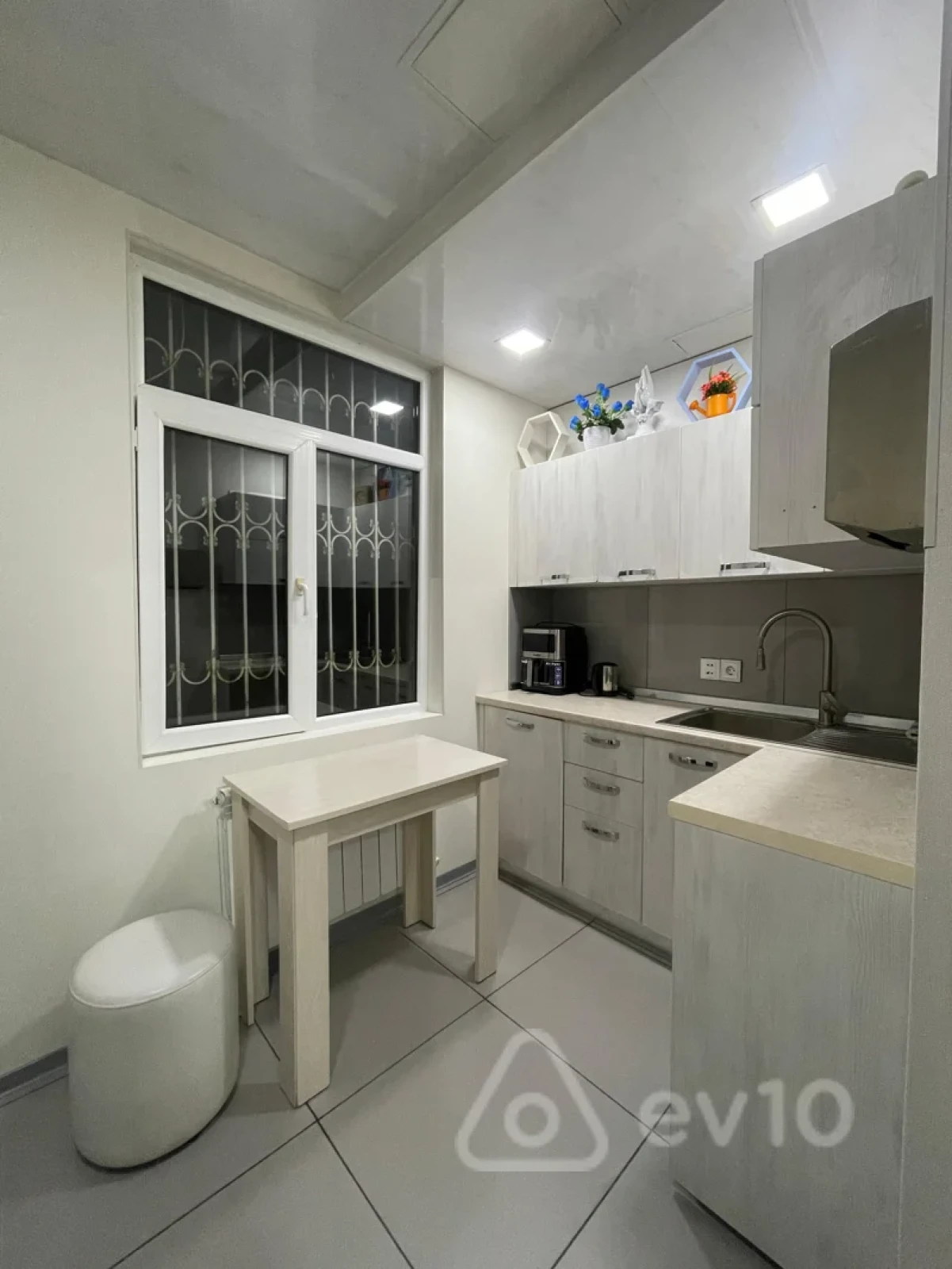 Kirayə verilir mənzil 60 m²