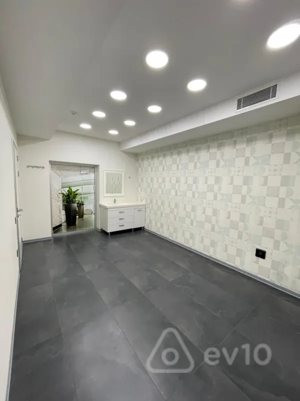 Kirayə verilir mənzil 60 m²
