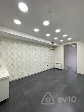 Kirayə verilir mənzil 60 m²