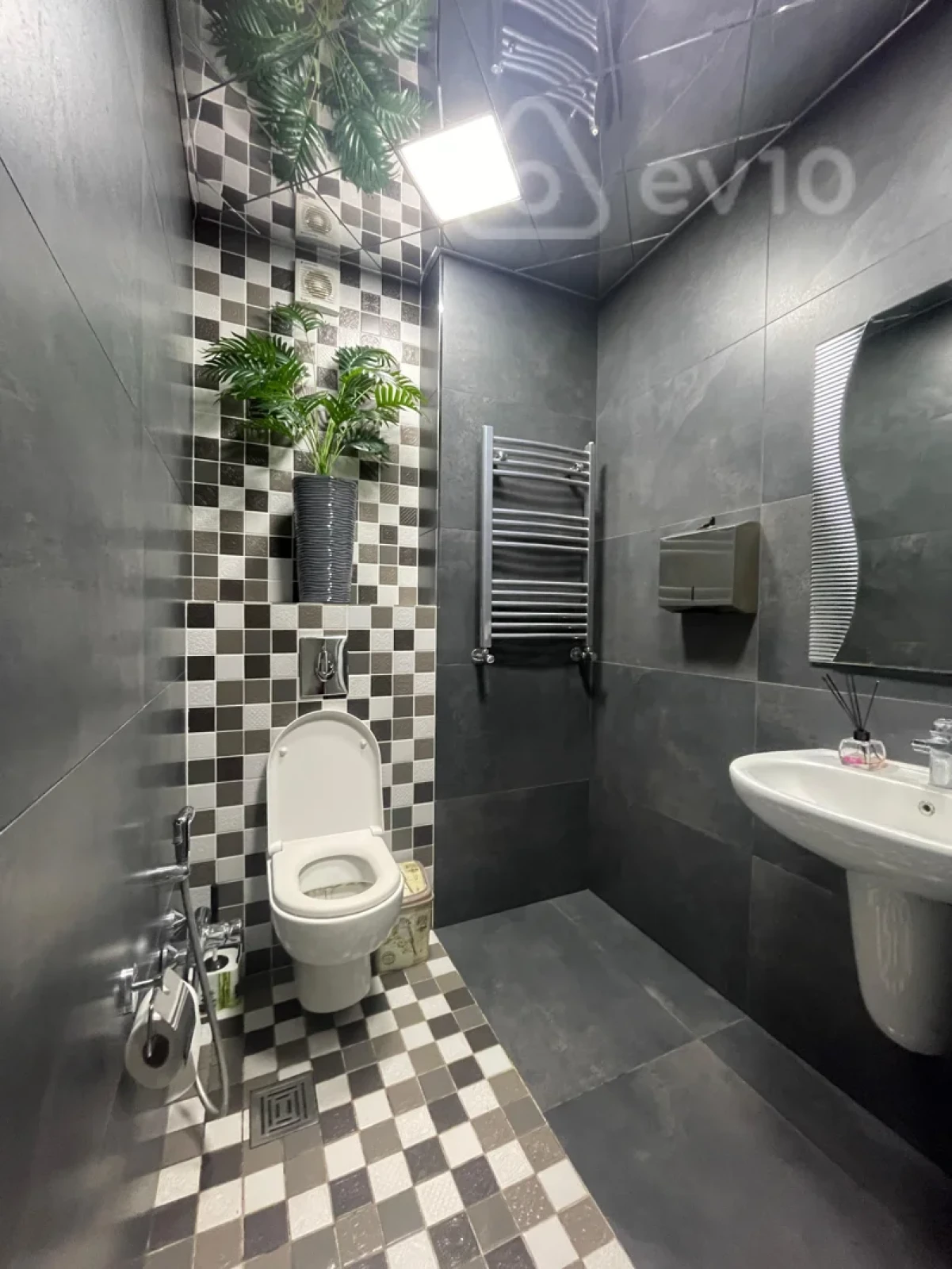 Kirayə verilir mənzil 60 m²