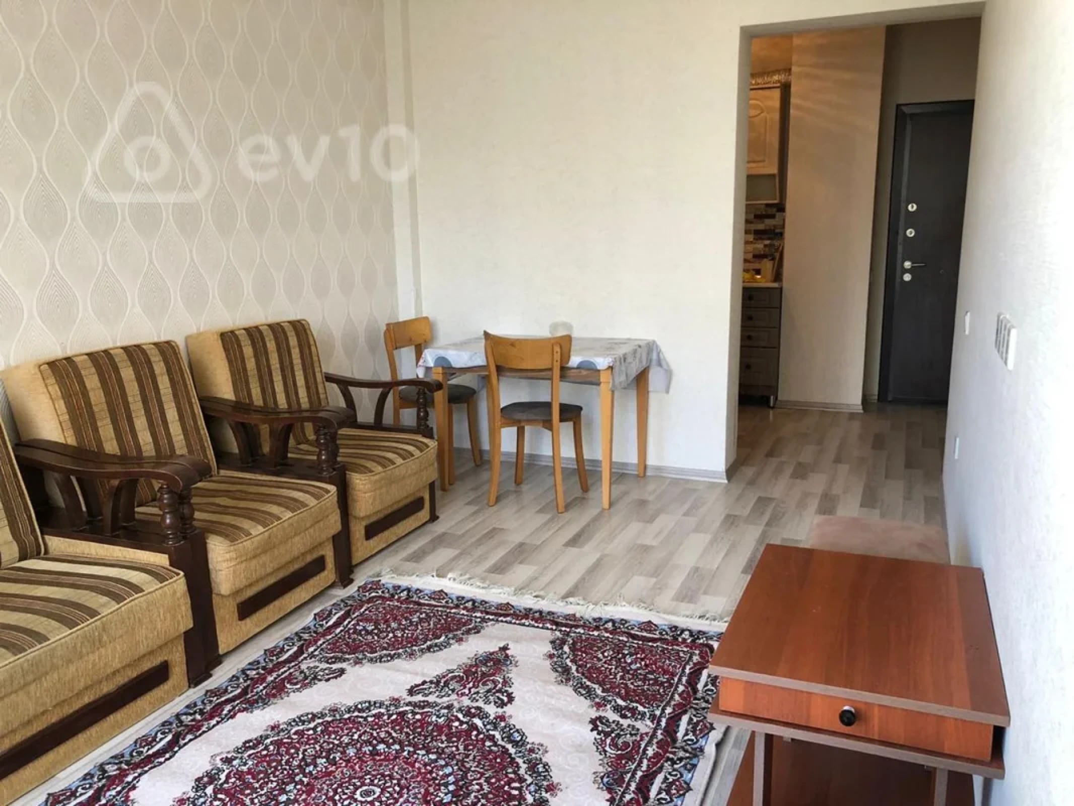Kirayə verilir 2 otaqlı yeni tikili 50 m²