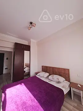 Kirayə verilir 2 otaqlı yeni tikili 50 m²