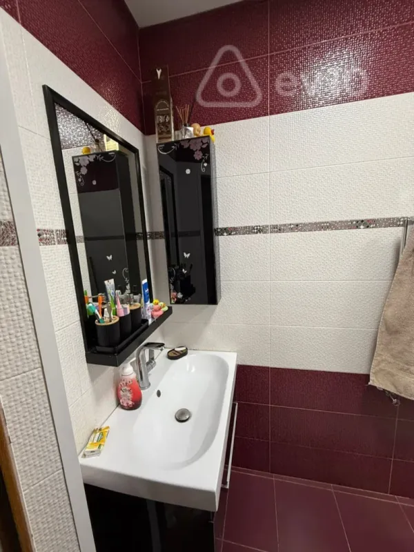 Satılır 2 otaqlı yeni tikili 68 m²