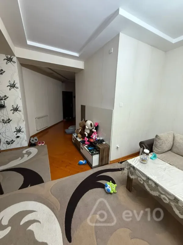 Satılır 2 otaqlı yeni tikili 68 m²