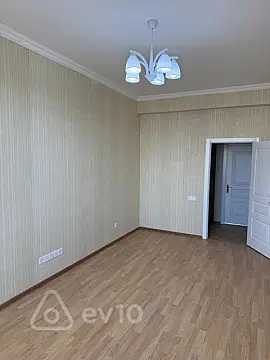 Kirayə verilir 3 otaqlı yeni tikili 80 m²