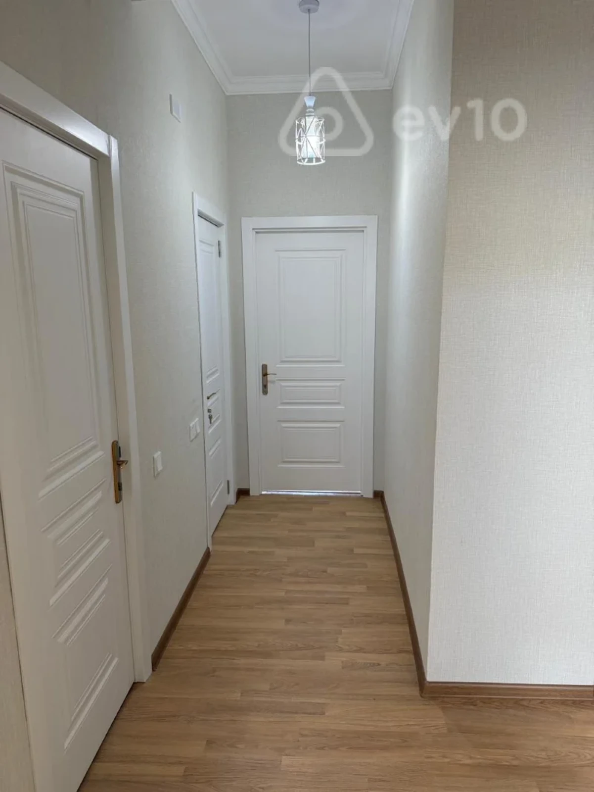 Kirayə verilir 3 otaqlı yeni tikili 80 m²